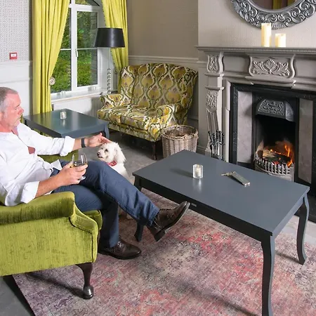 Brook Boutique Hotel 4*