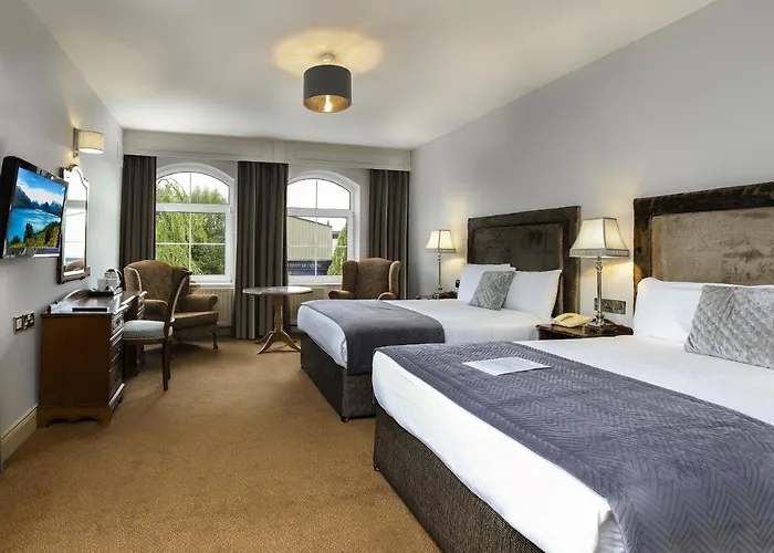 Hotel Brook Boutique 4*