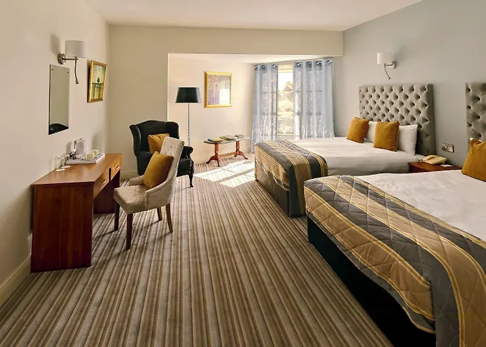 Отель Brook Boutique 4*