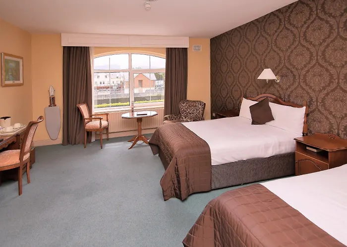 Отель Brook Boutique 4*